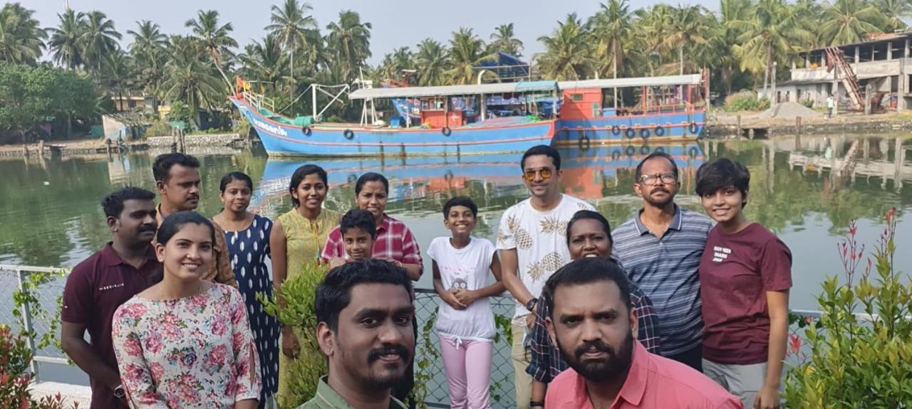 Canalview Private Cottage Azhikkal Ayiram Thengu Panmana Esterno foto