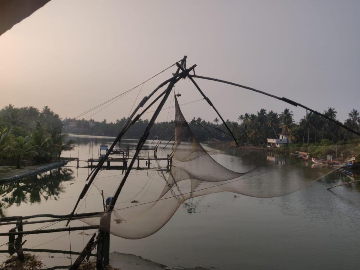 Canalview Private Cottage Azhikkal Ayiram Thengu Panmana Esterno foto
